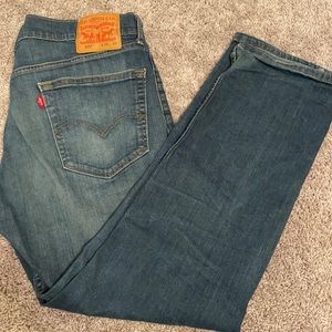 Levi jeans